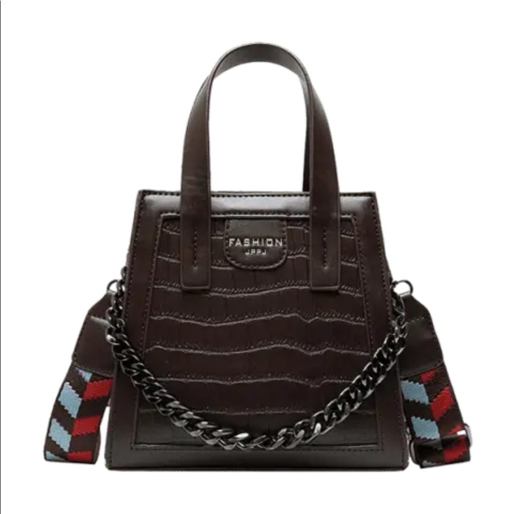 Solid crossbody bag